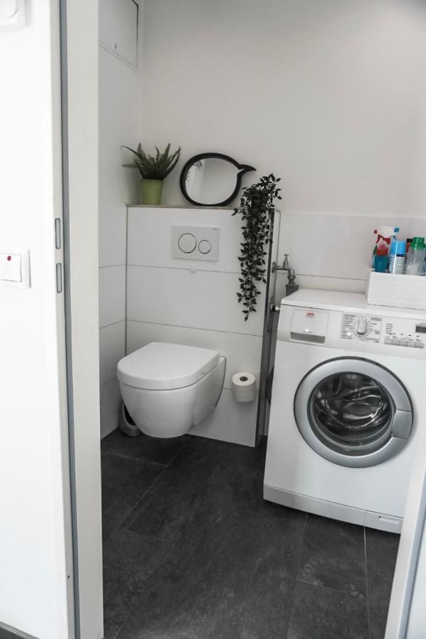 Neu Gebautes Apartment Mit Sonnenterasse In Der Naehe Vom Siebengebirge & Bonn Königswinter Eksteriør billede